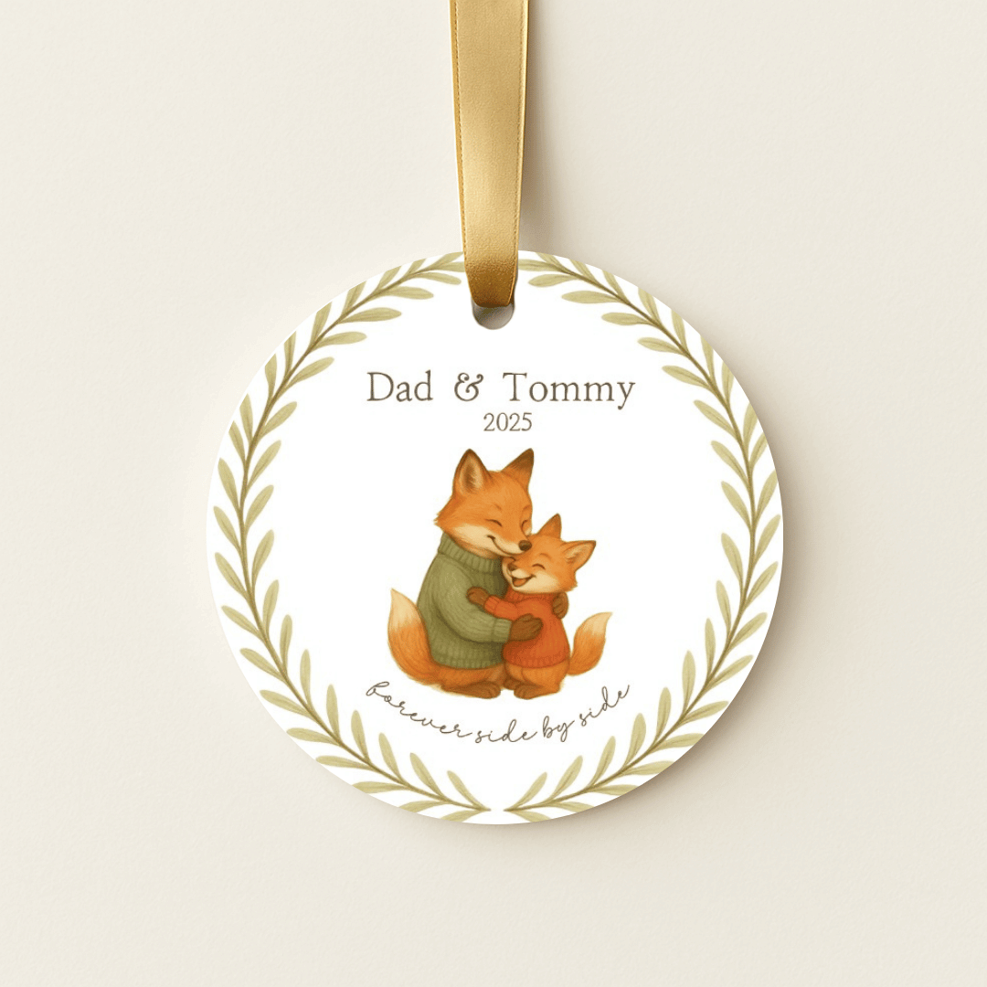 Personalized ceramic Christmas ornament with hugging foxes, for dad and child