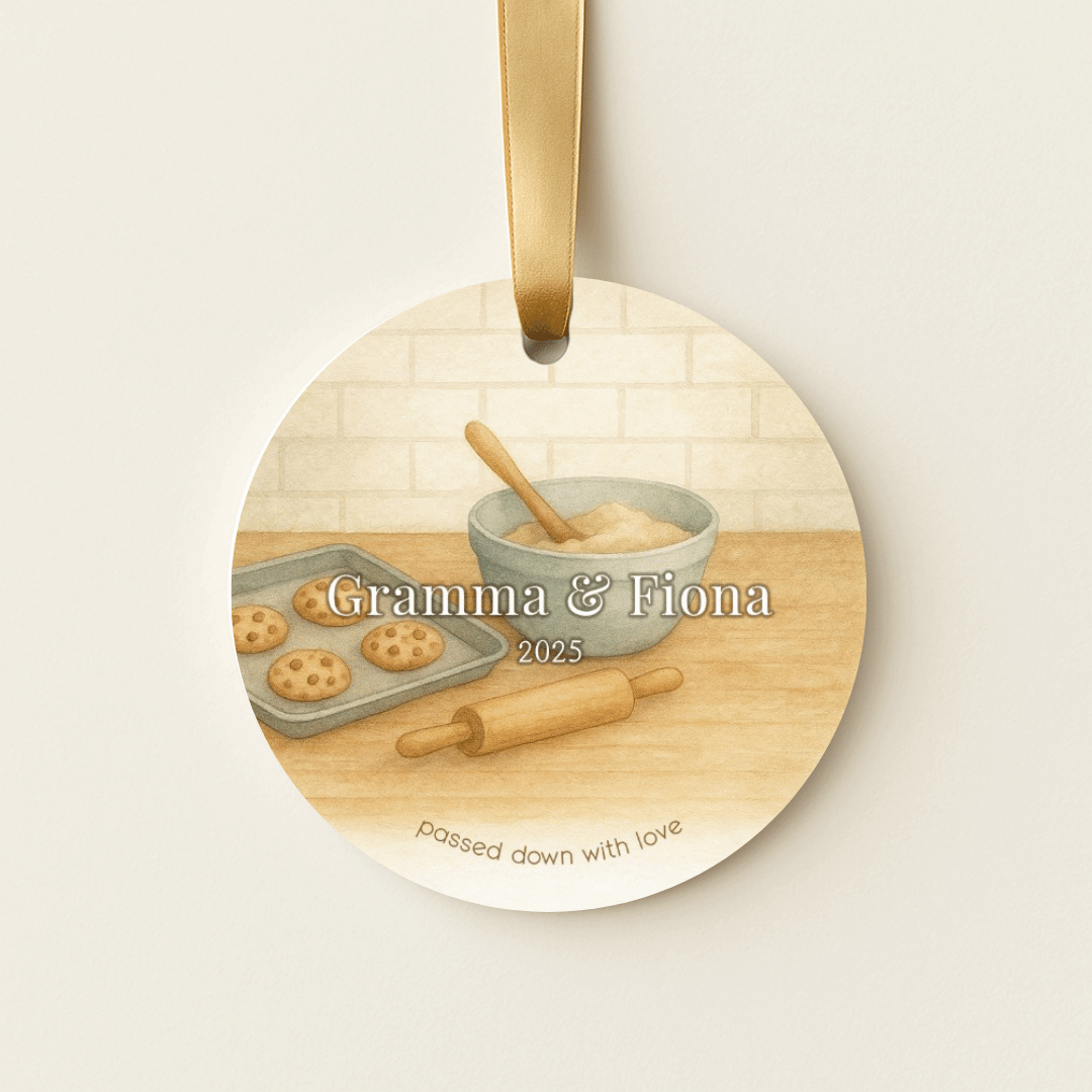 Personalized ceramic Christmas ornament with baking illustration, for grandmas and a grandchild