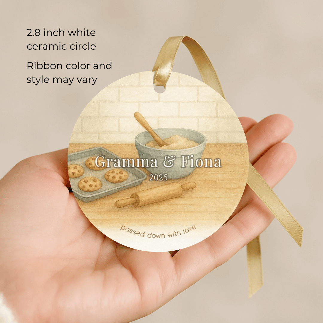 Personalized ceramic Christmas ornament with baking illustration, for grandmas and a grandchild