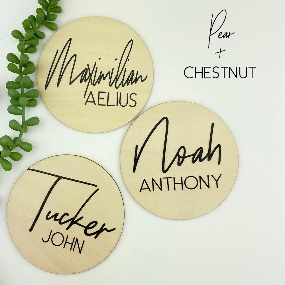 Personalized round wooden name announcement sign